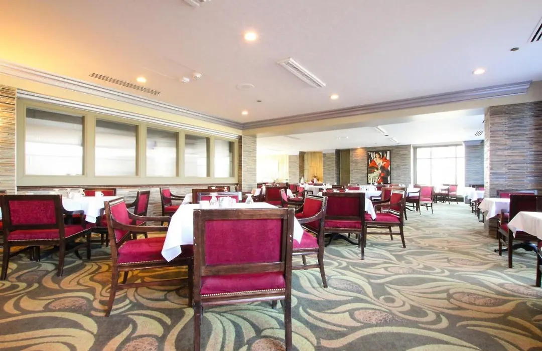 Ramada By Wyndham Minneapolis Airport - Eagan-1